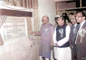 KNICE LAL DIGGI
